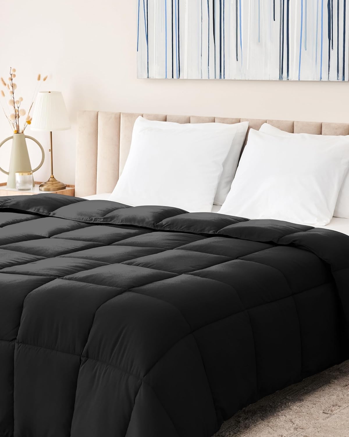 Ultimate Luxury Fluffy Down Alternative Comforter for Queen Beds