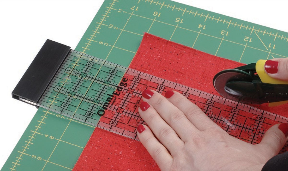 Dritz OmniEdge Non-Slip Quilter's Ruler for Precision Cutting