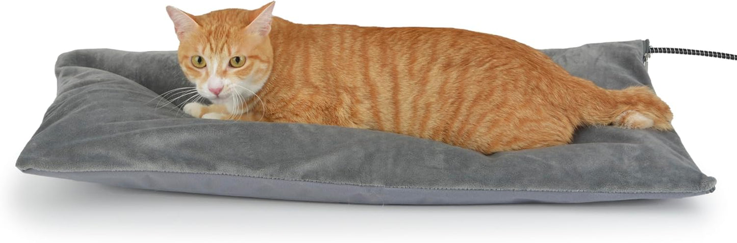 Outdoor Heated Cat Bed for Feral Cats and Dogs, 27.5 in x 15.7 in