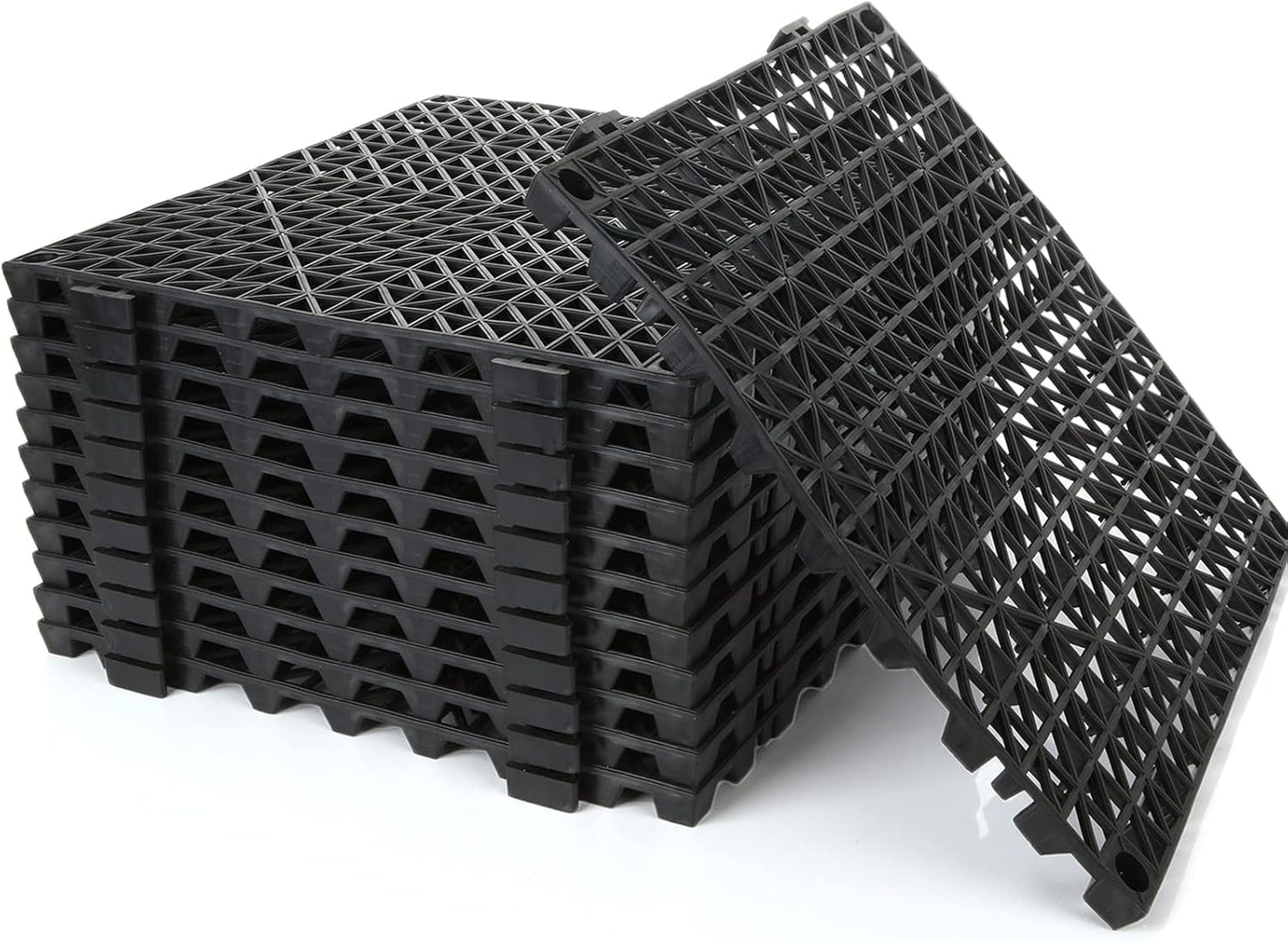 Interlocking Floor Tiles for Outdoor Safety and Comfort