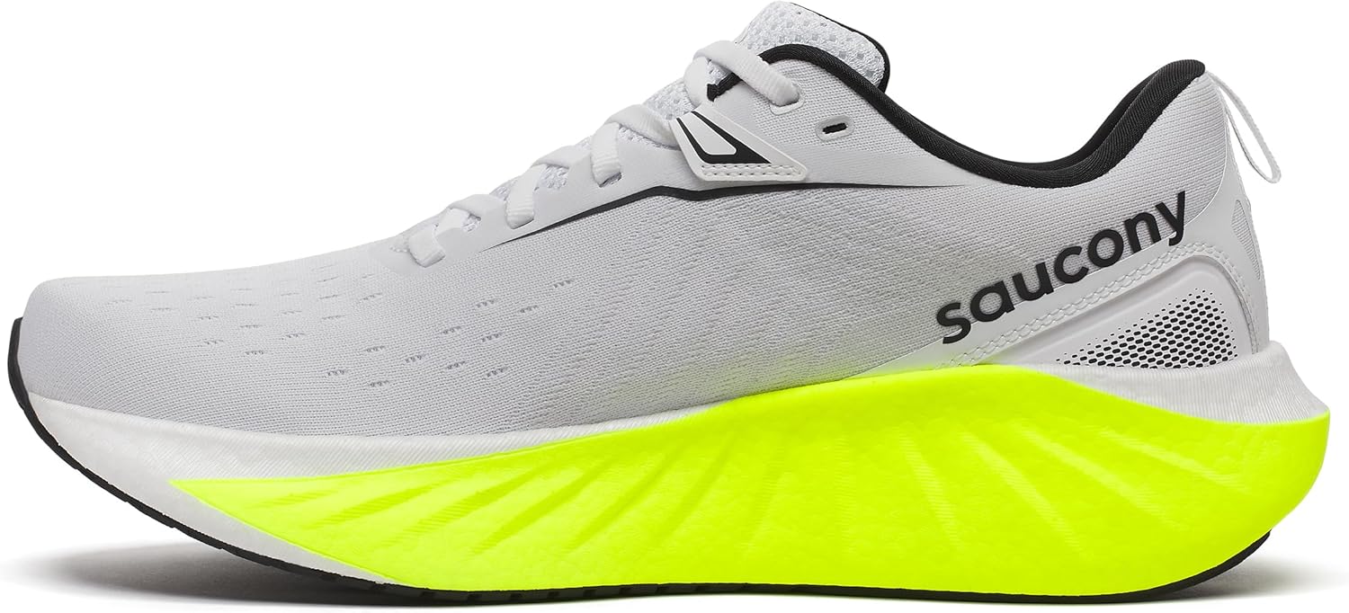 Saucony Men's Triumph 22 Sneaker: Premium Comfort & Durability