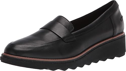 Clarks Women's Sharon Gracie Penny Loafer - Stylish Comfort for All