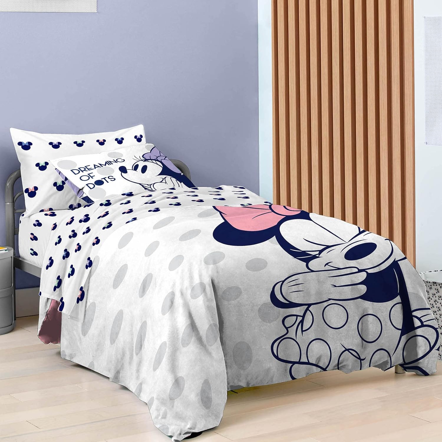Minnie Mouse Dreaming of Dots Queen Bed Set - 7 Piece Organic Cotton