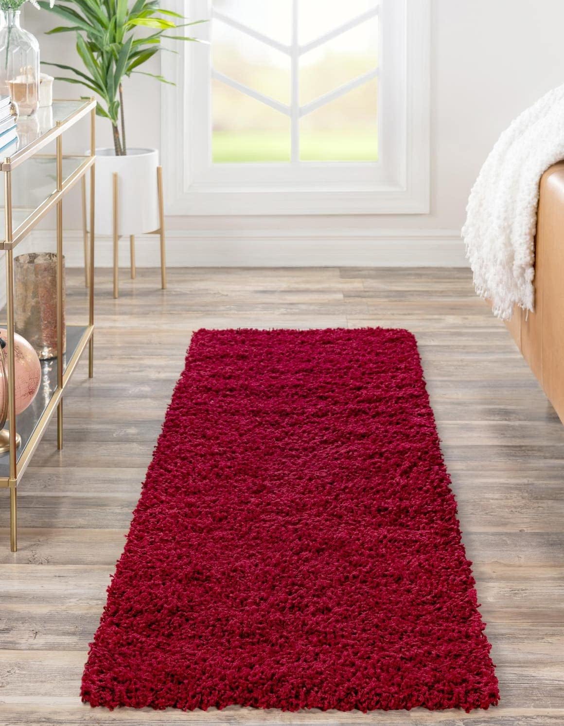 Unique Loom Solid Shag Collection Area Rug in Cherry Red