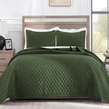Reversible King Size Quilt Set 104x96 in - Lightweight All Seasons