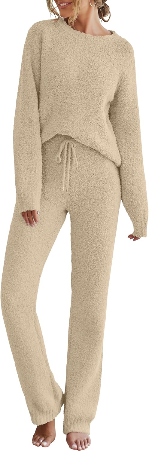 Cozy Fleece Pajama Sets for Women - Perfect for Fall and Winter