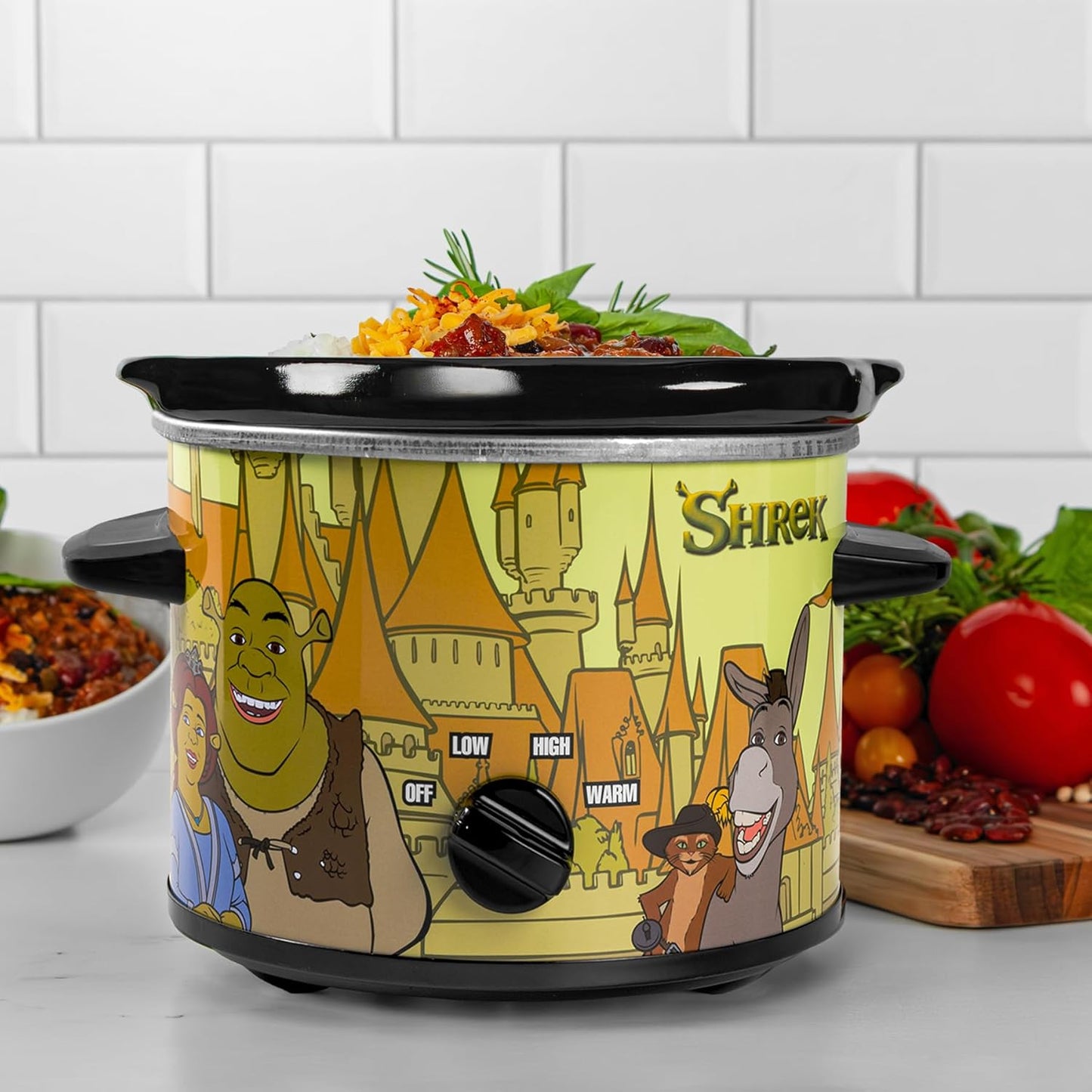 Uncanny Brands Shrek 2qt Slow Cooker for Delicious Meals