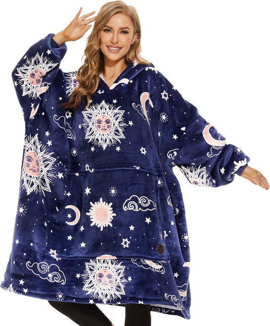 THREE POODLE Wearable Blanket Hoodie for Ultimate Comfort