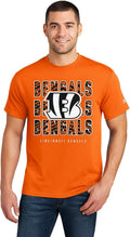 Zubaz NFL Men's Team Graphic T-Shirt - Bold Team Style (Style WXTN)