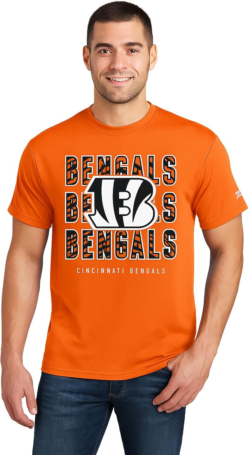 Zubaz NFL Men's Short Sleeve Team Graphic T-Shirt for Fans
