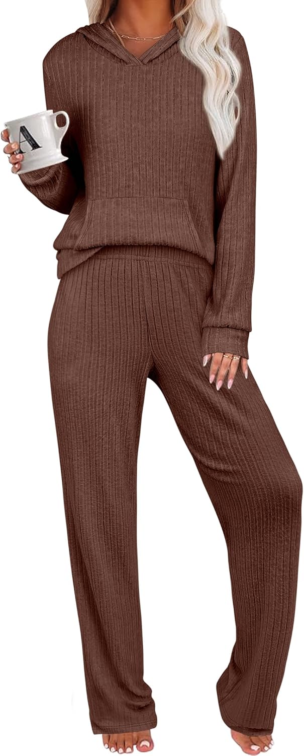 Comfortable Women's 2 Piece Lounge Pajama Set for Fall Wear