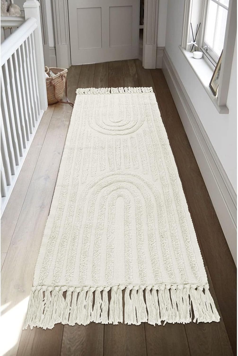 LEEVAN Runner Rug - Hand Woven Boho Design for Living Room