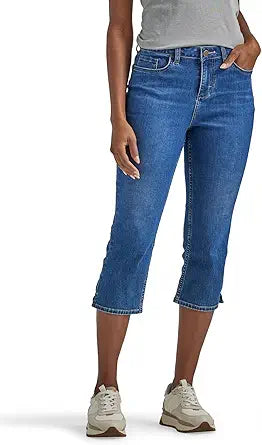 Lee Women's Legendary Mid-Rise 21 in Capri Jean for Comfort