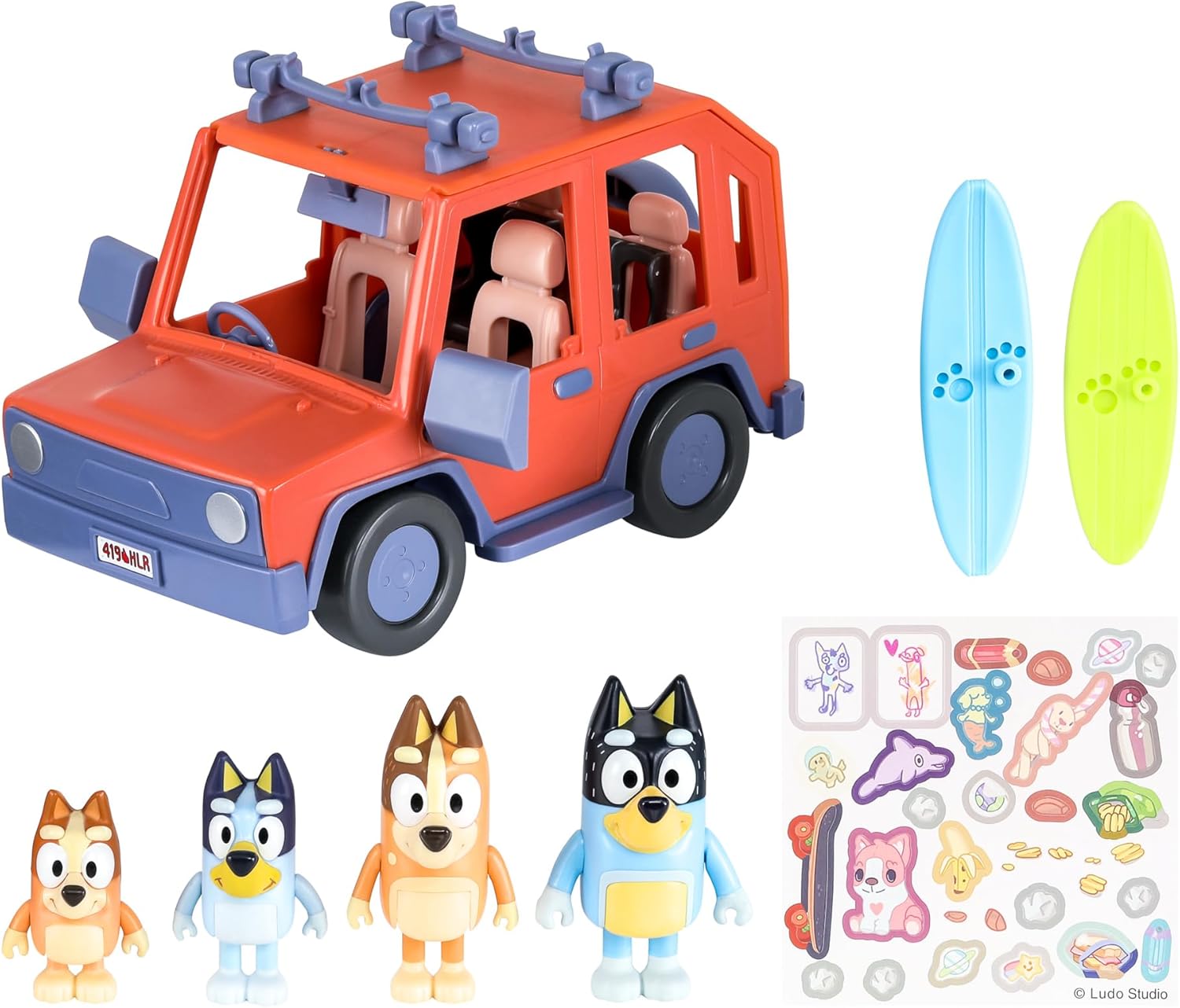 Bluey Family 4WD Set | 4 Figures, Surfboards & Stickers