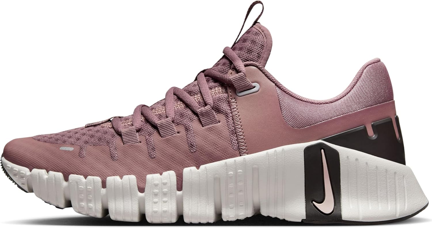 Nike Women's Free Metcon 5 Workout Shoes for Ultimate Performance