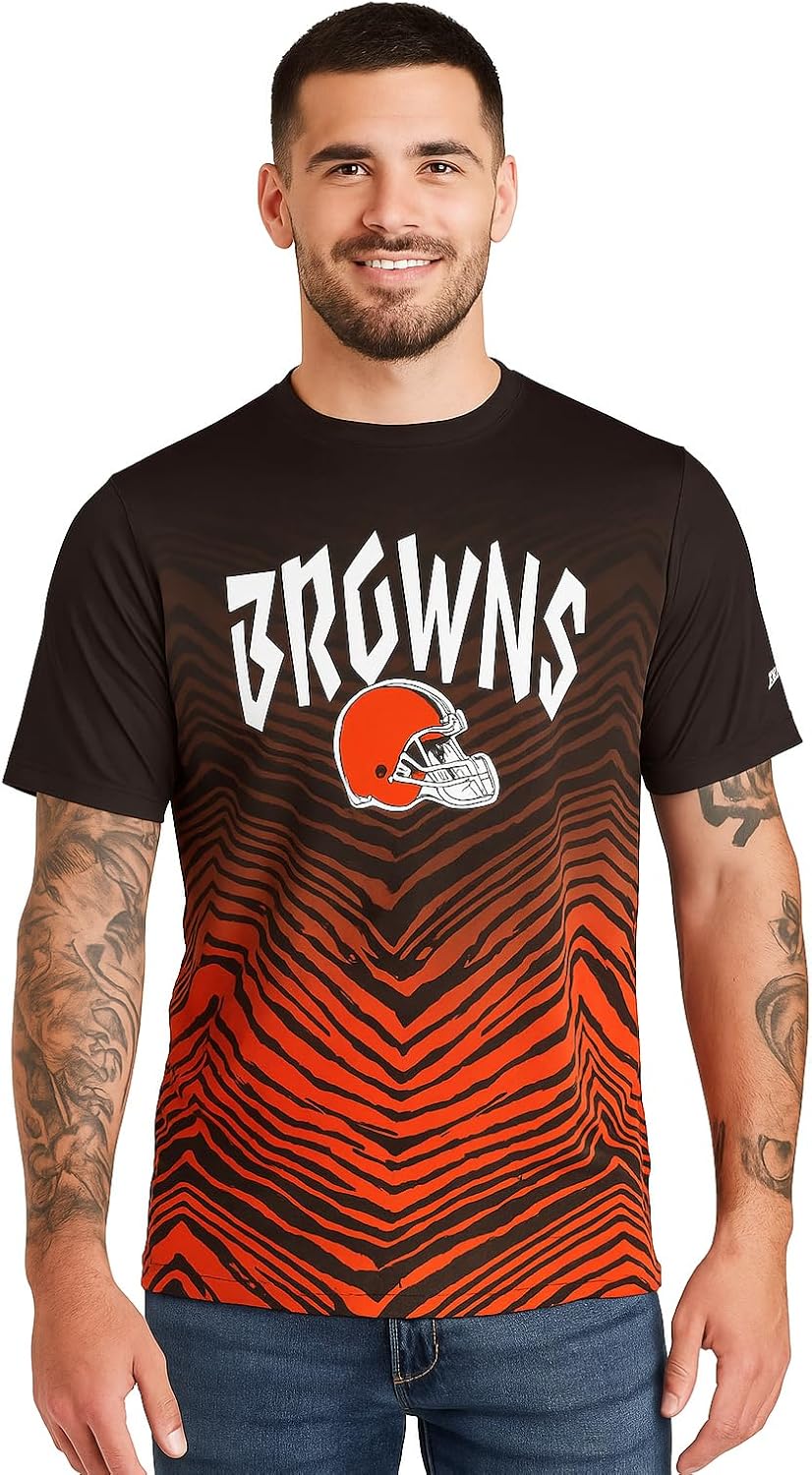 Zubaz NFL Teams Men's Short Sleeve Graphic T-Shirt for Fans