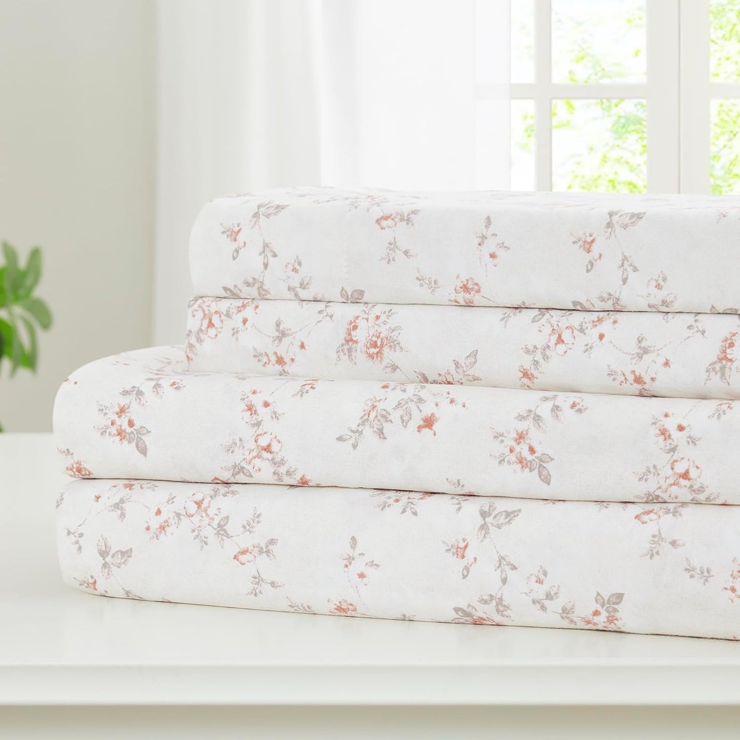 Luxurious Microfiber Bed Sheets Set for California King Size