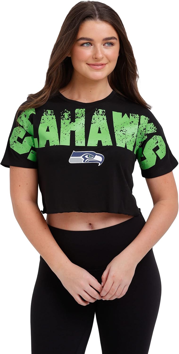 FOCO NFL Womens Team Logo Distressed Wordmark Crop Top Shirt
