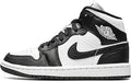 Nike Women's Basketball Shoe: Stylish Performance and Comfort