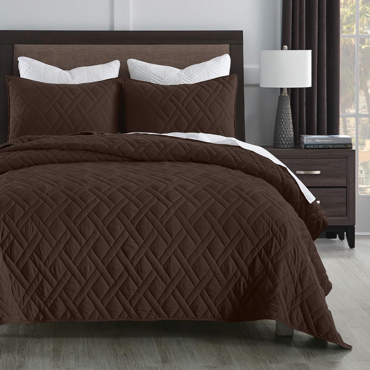 Elegant Chocolate Quilt Set Queen Size with Geometric Pattern
