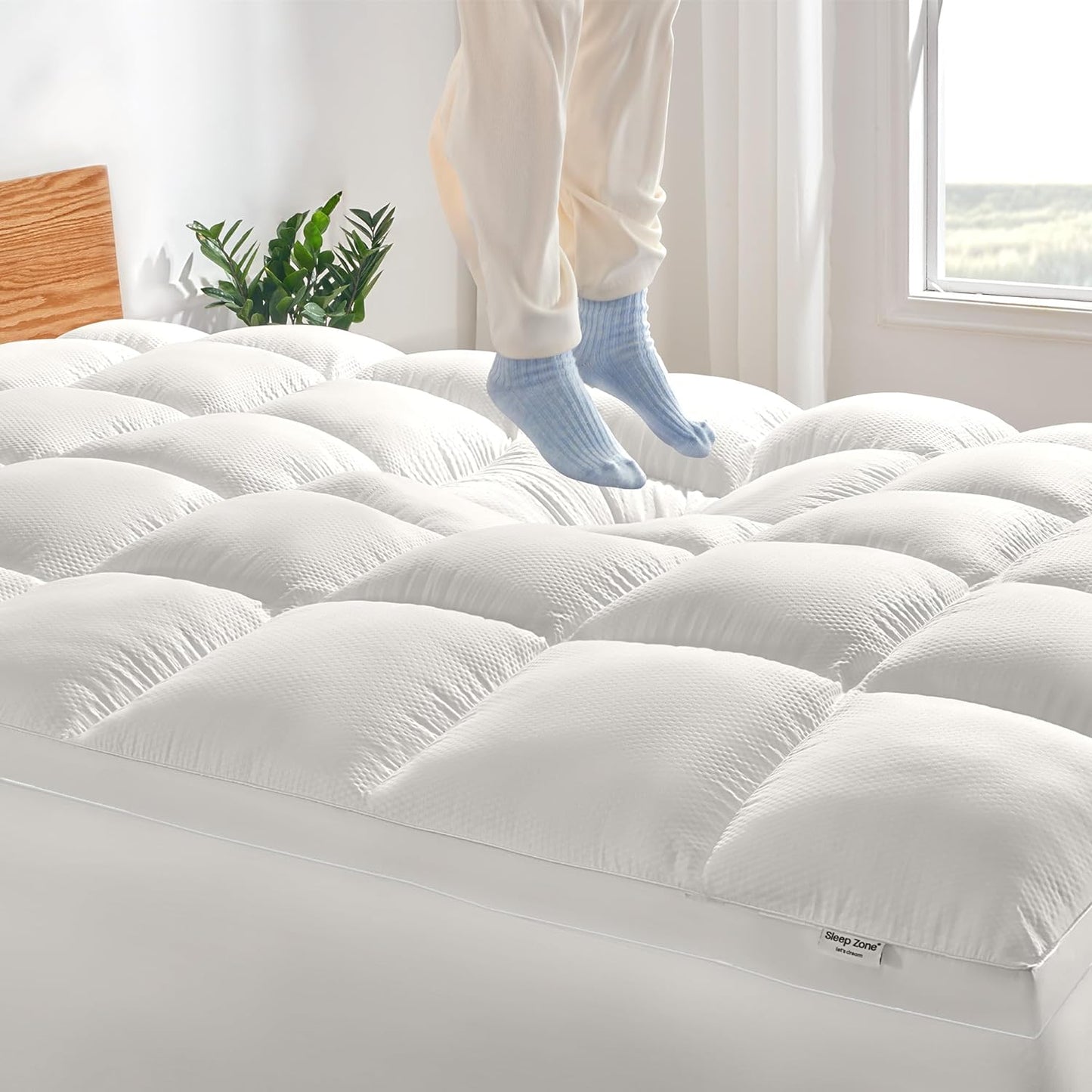 SLEEP ZONE Queen Mattress Protector for Ultimate Comfort