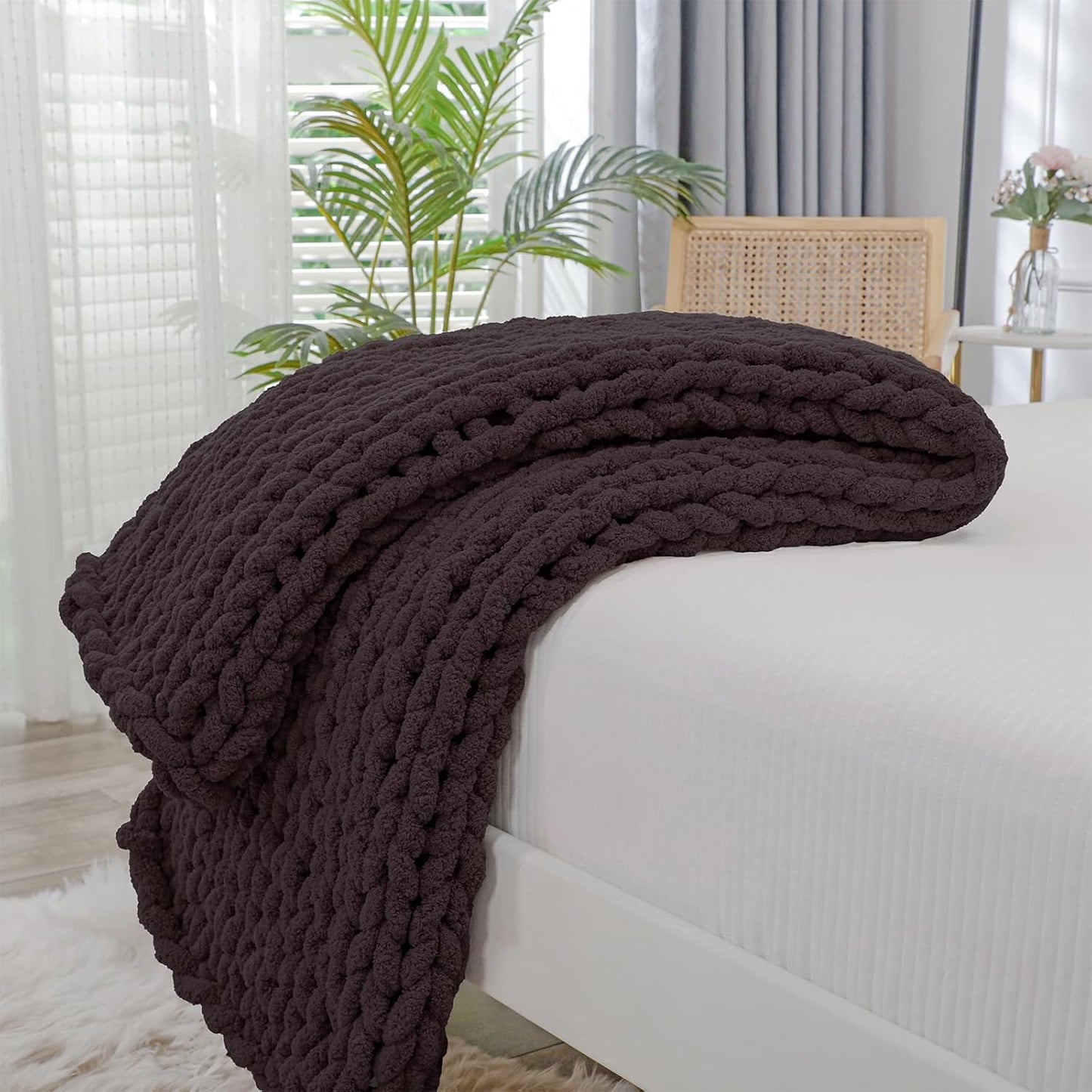Bigacogo Chunky Knit Throw Blanket for Couch, Cozy and Soft