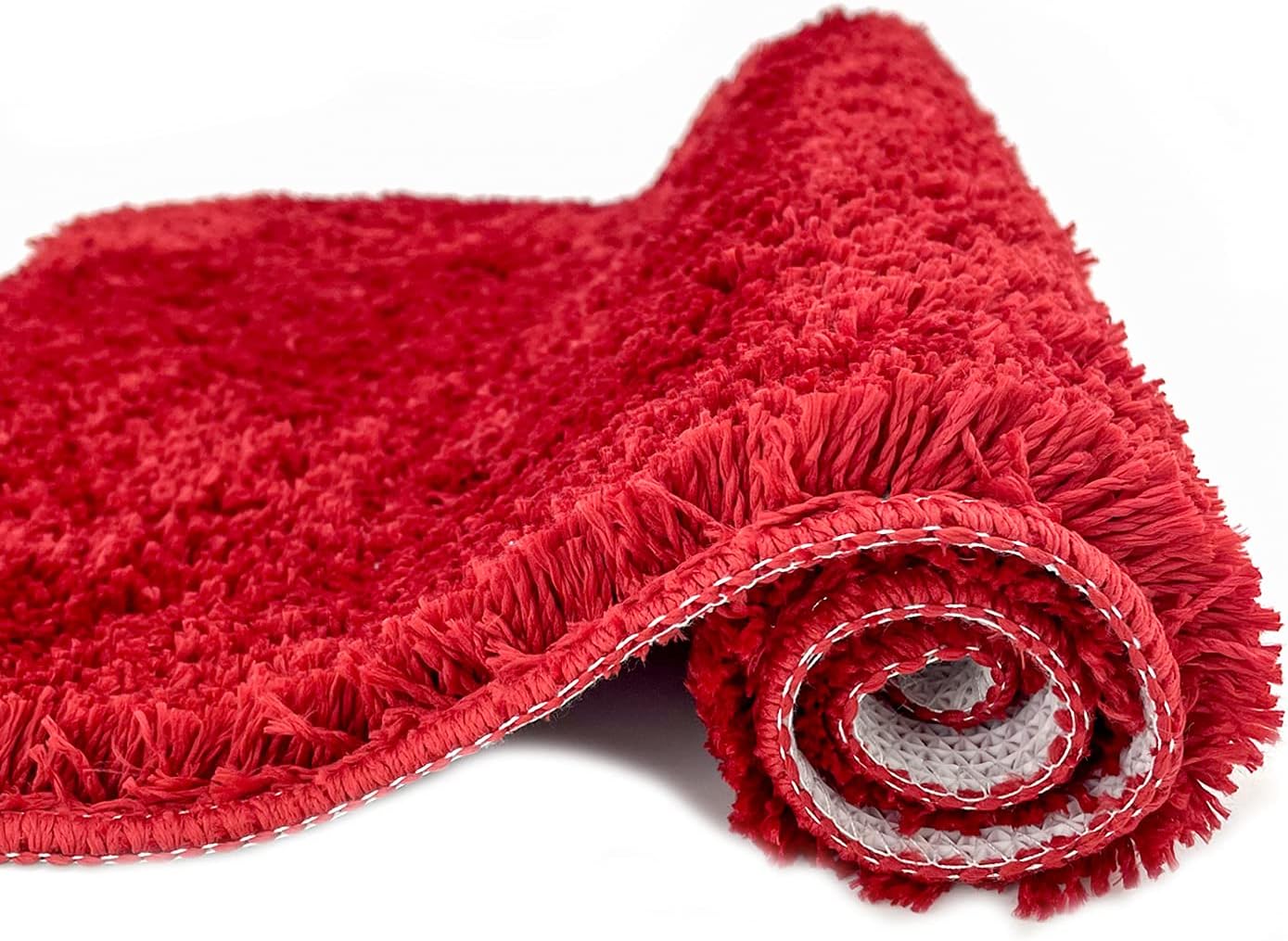 Absorbent Red Chenille Bath Mat: Non-Slip Softness!