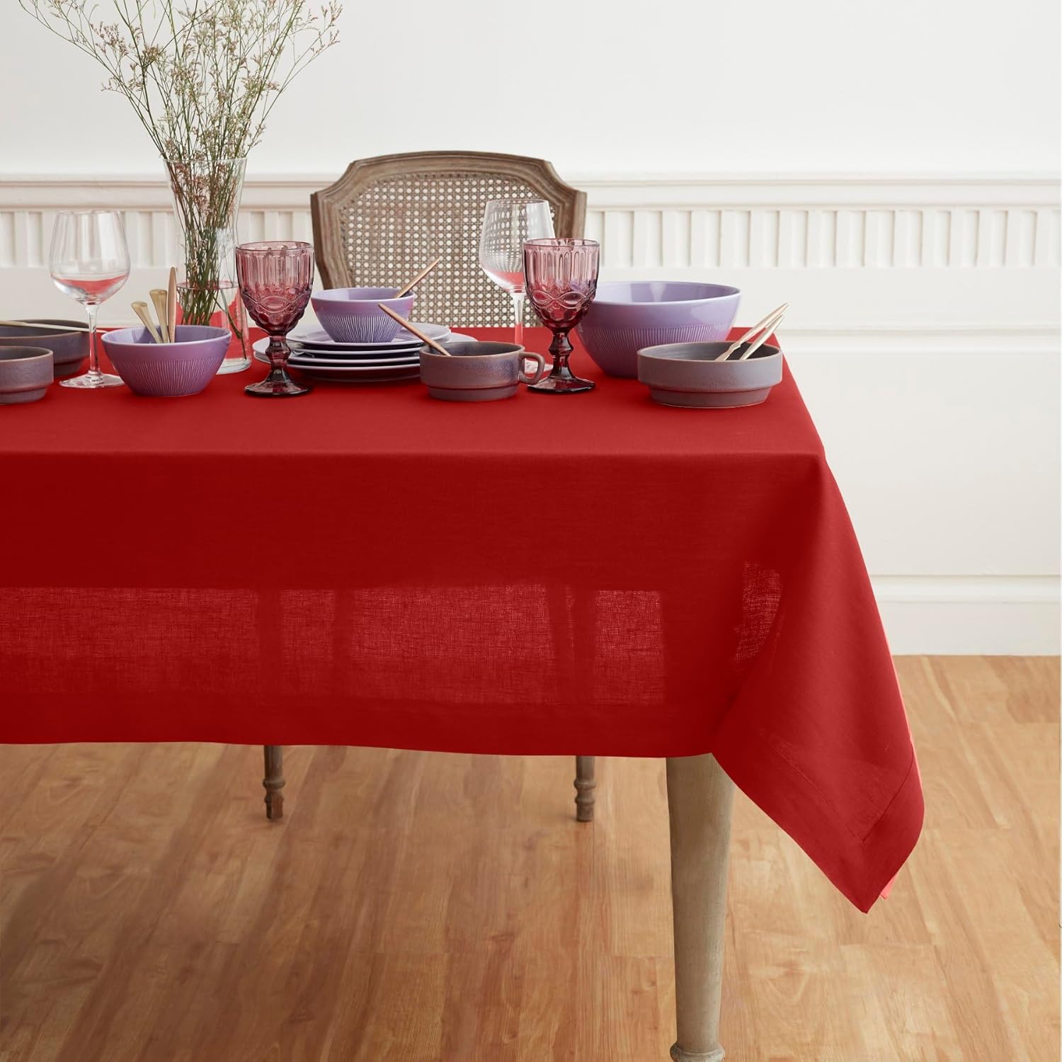 Elegant 100% Pure Linen Red Tablecloth for Holiday Gatherings
