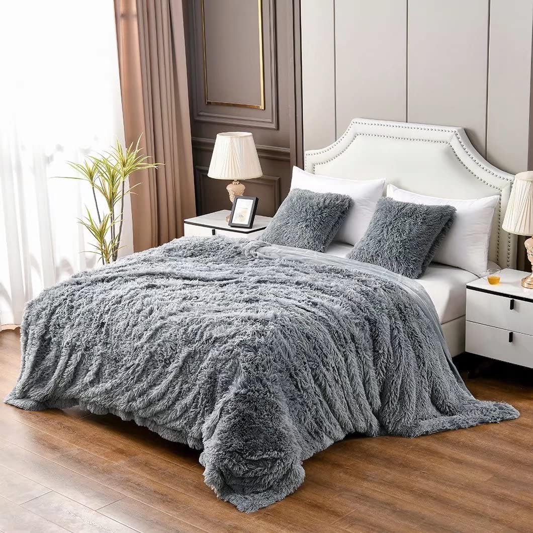 YUSOKI Grey Queen Faux Fur Blanket for Cozy Winter Nights