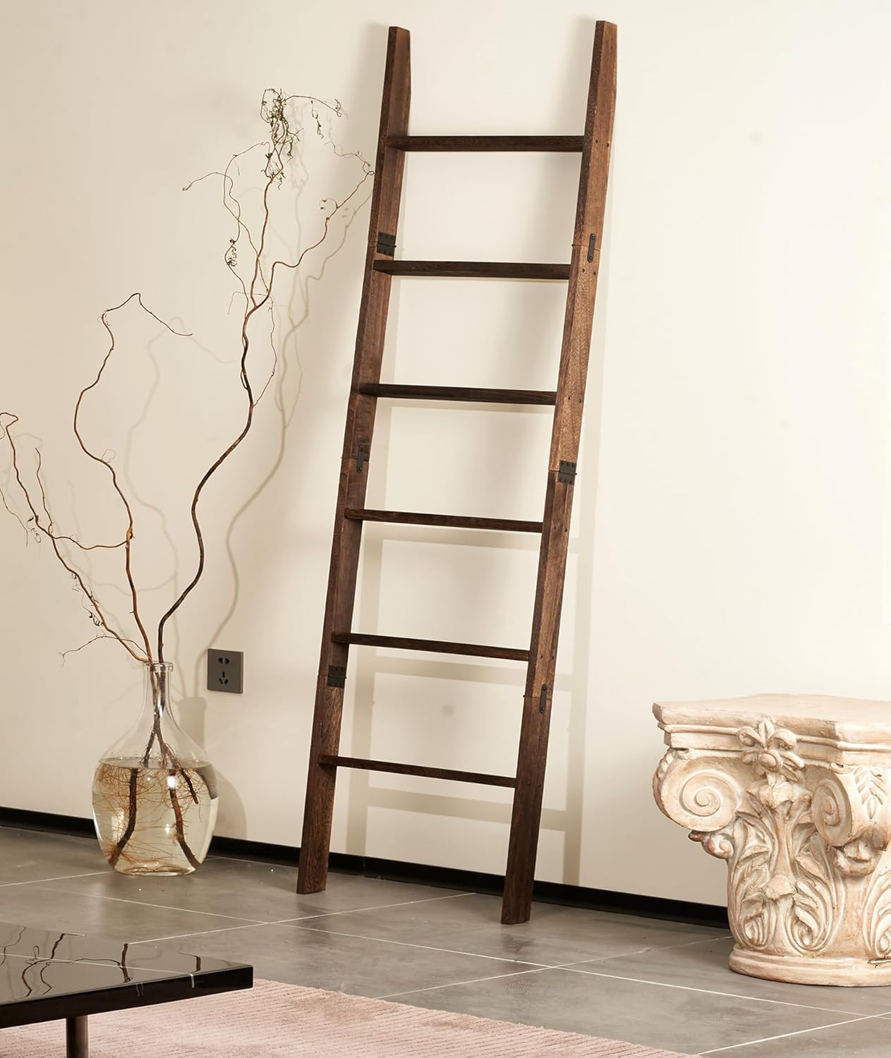 Wooden Blanket Ladder for Living Room - Rustic 6-Tier Design