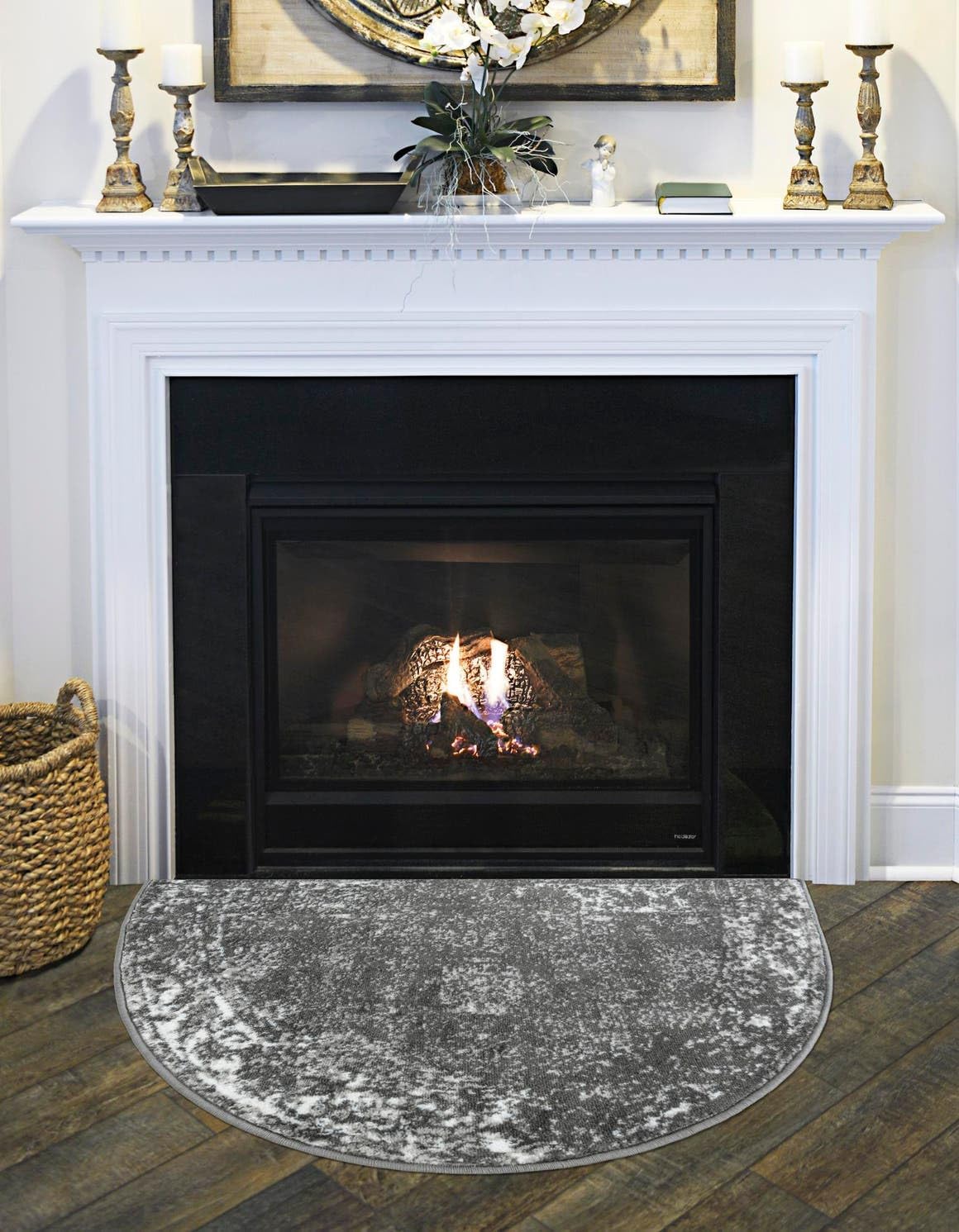 Unique Loom Sofia Collection Area Rug - Casino Review