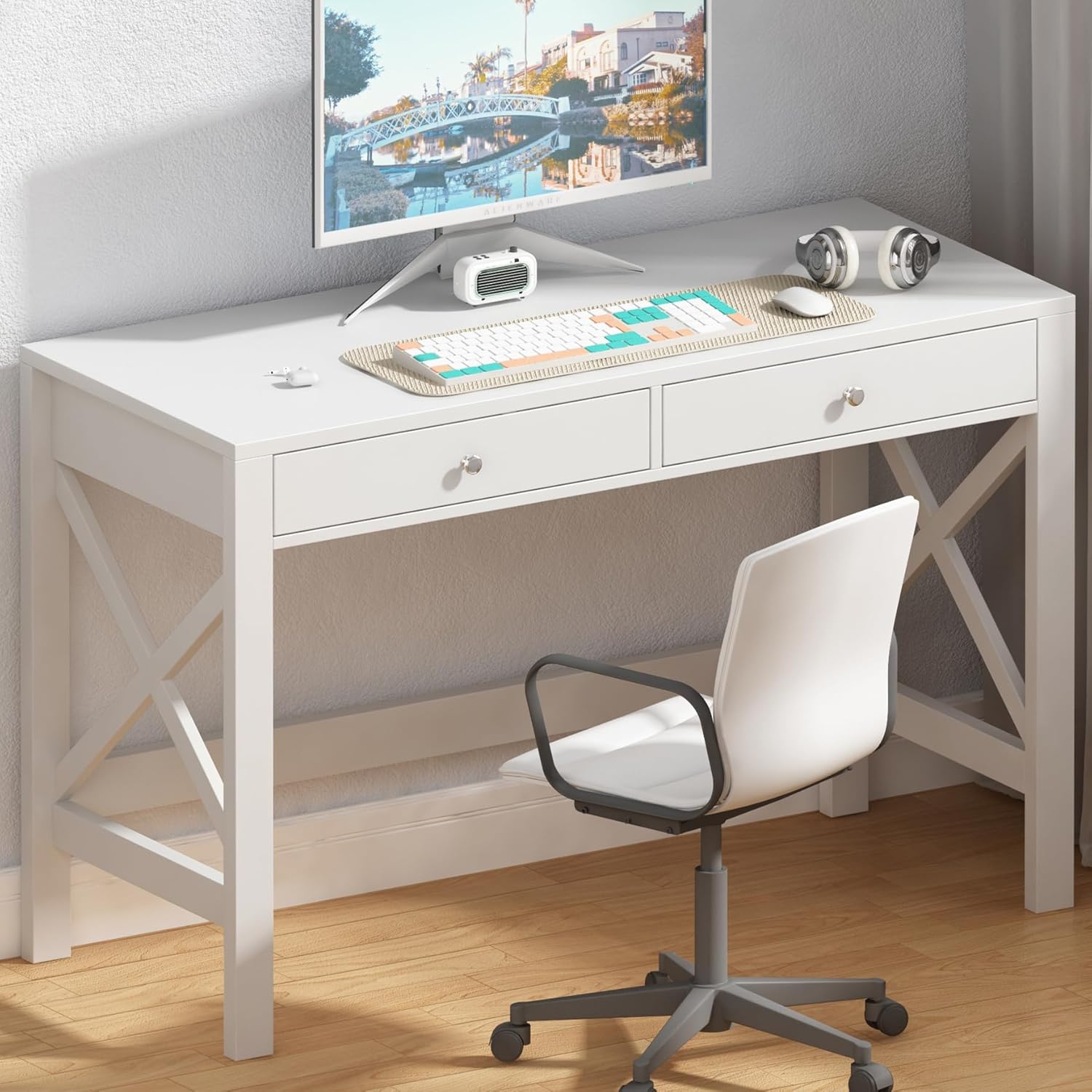 ChooChoo 40 White Desk with Drawers - Sleek Home Office Solution