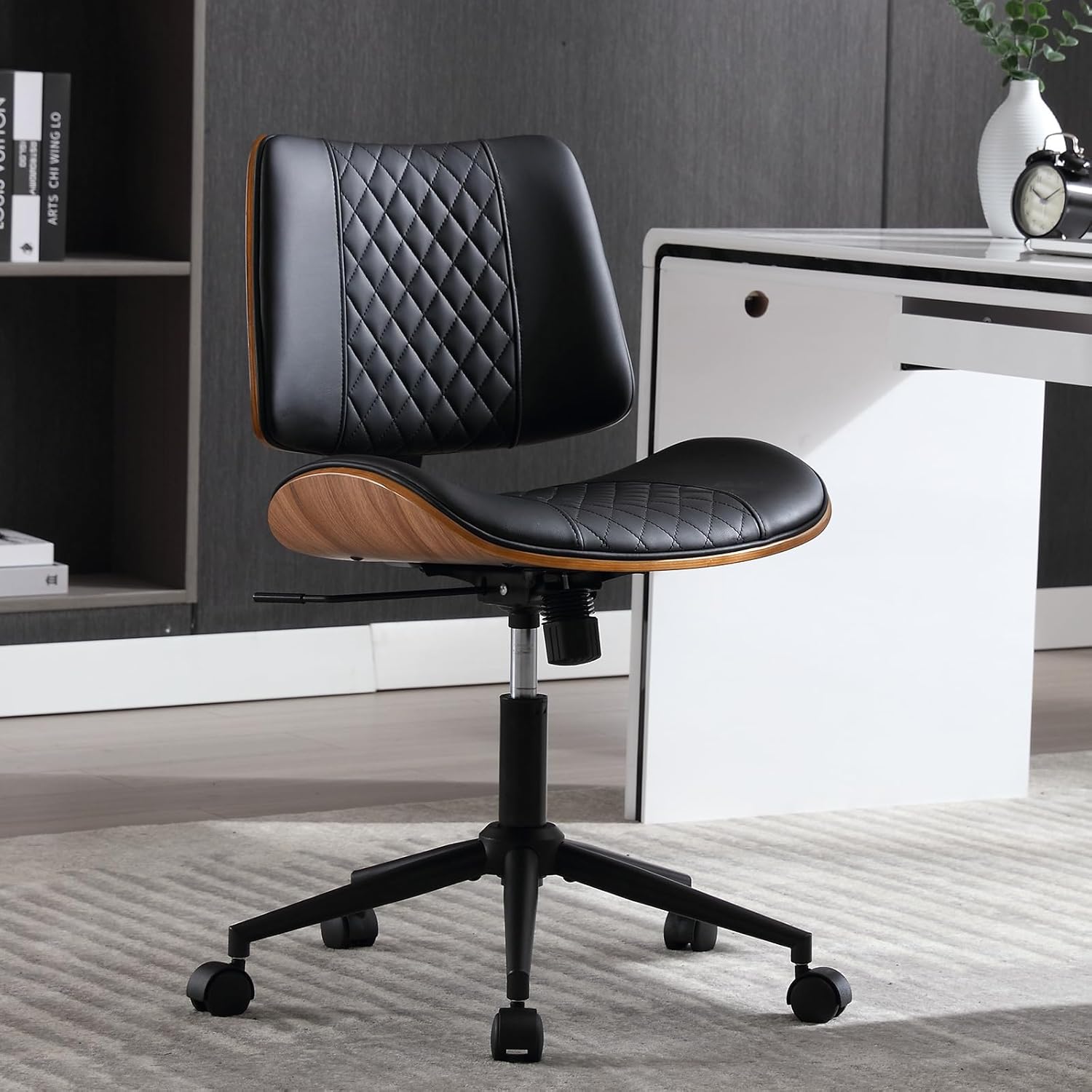 BERYTH Adjustable Swivel Desk Chair - Comfort & Style!