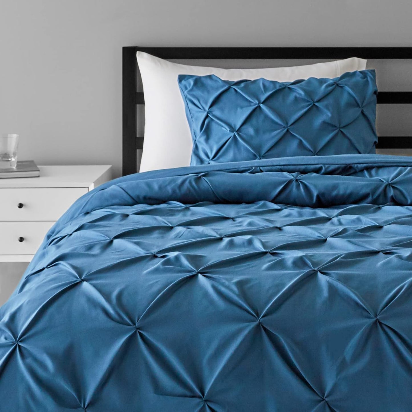 Soft Lightweight Down-Alternative Comforter Bedding Set TwinXL