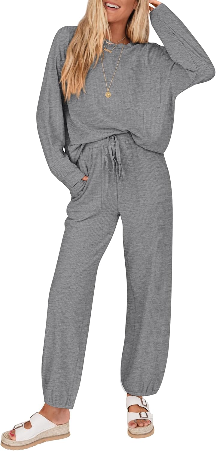 KIRUNDO Lounge Sets for Women: Comfy Travel Outfits 2025