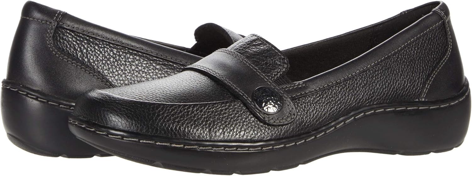 Clarks Women's Cora Daisy Loafer - Comfort and Style Combined