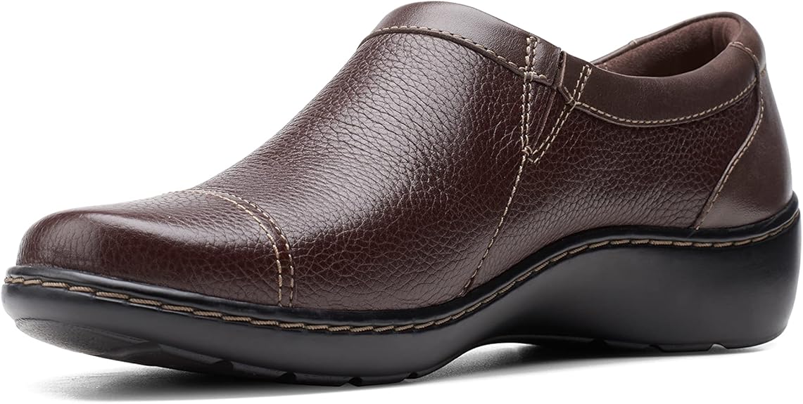 Clarks Women's Cora Giny Loafer Flat: Stylish Comfort for All