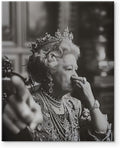 Funny Bathroom Canvas Wall Art Poster - Humorous Queen Points at You