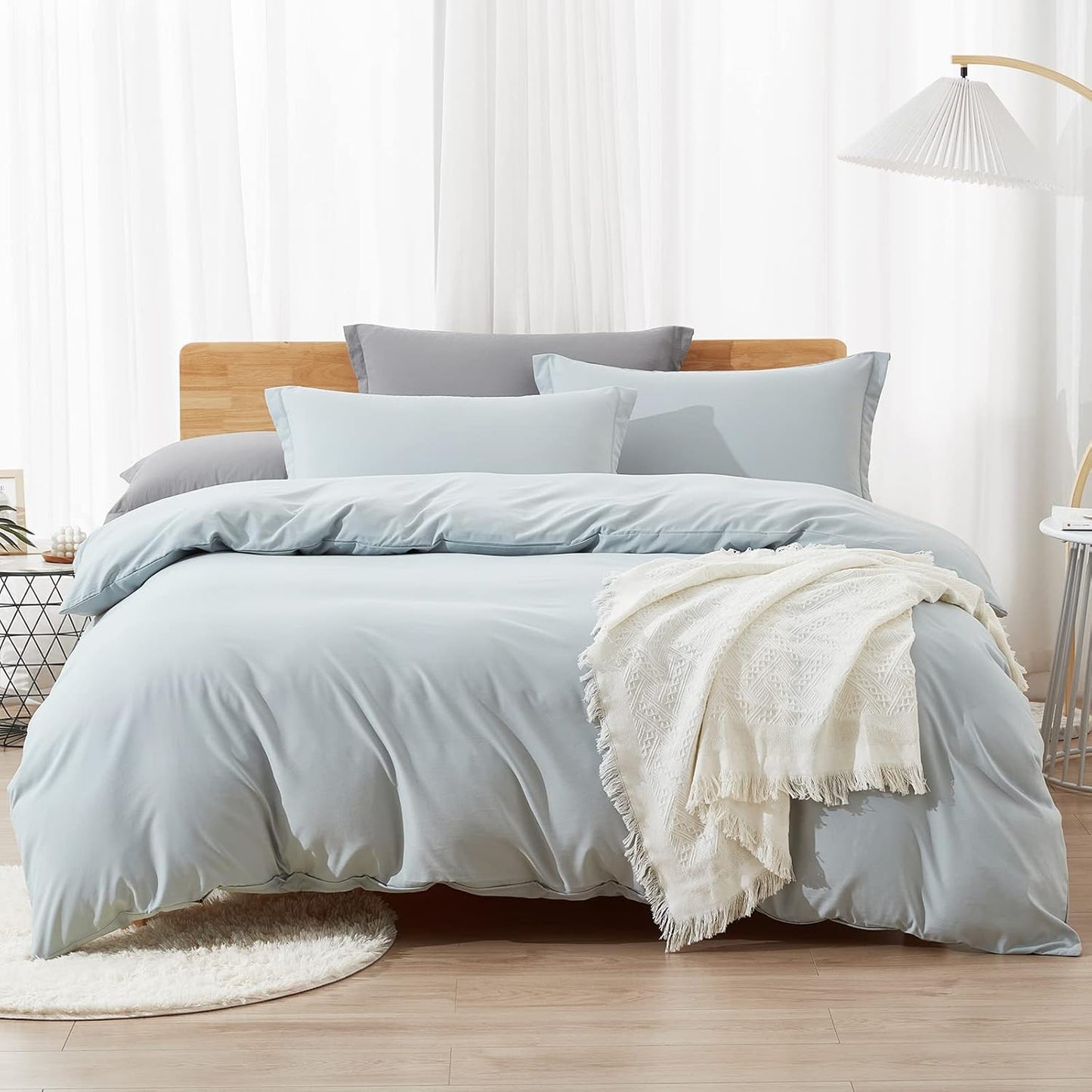 Dreaming Wapiti King Duvet Cover Set in Cornflower Blue