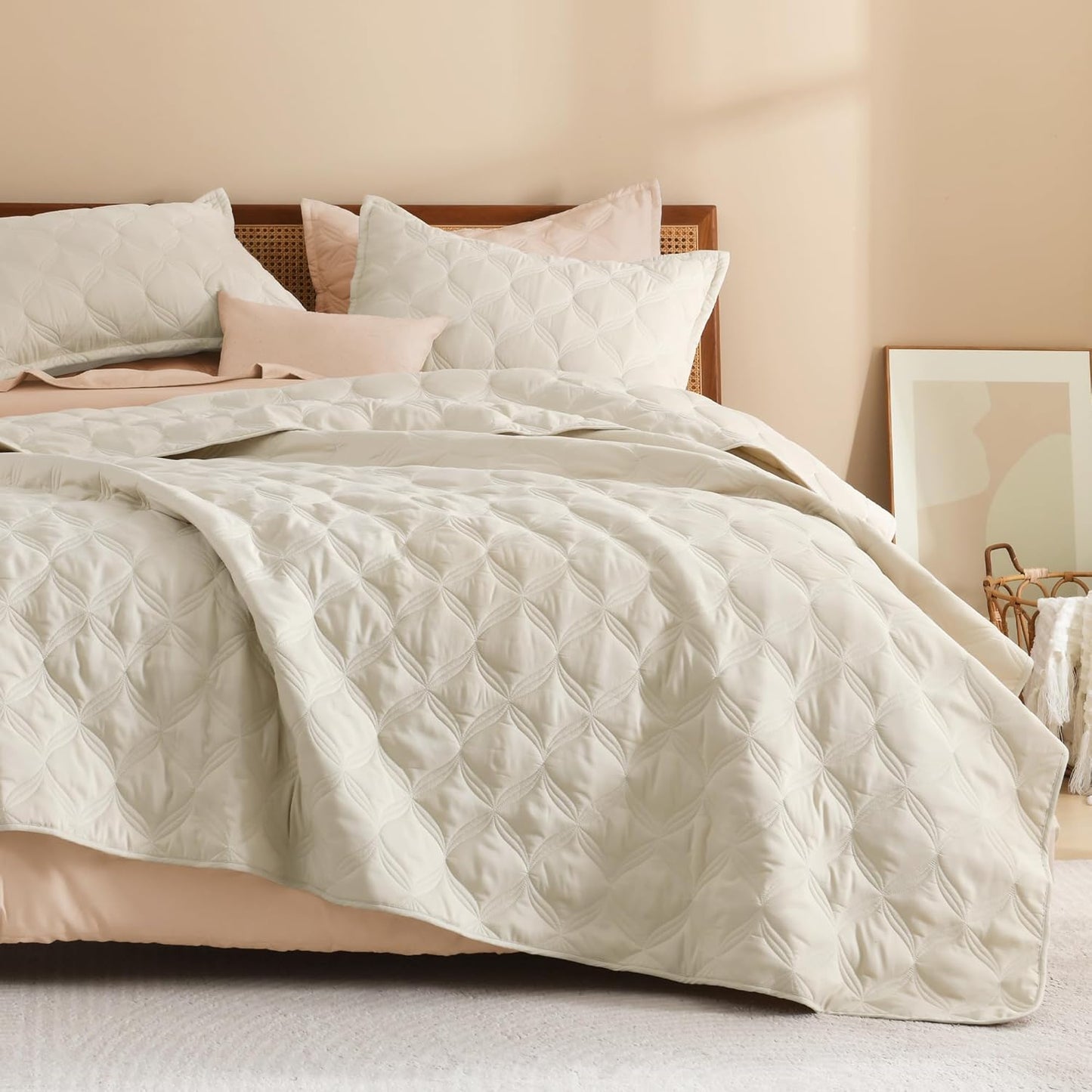 Litanika Beige Oversized King Bedspreads for Cozy All Season Use