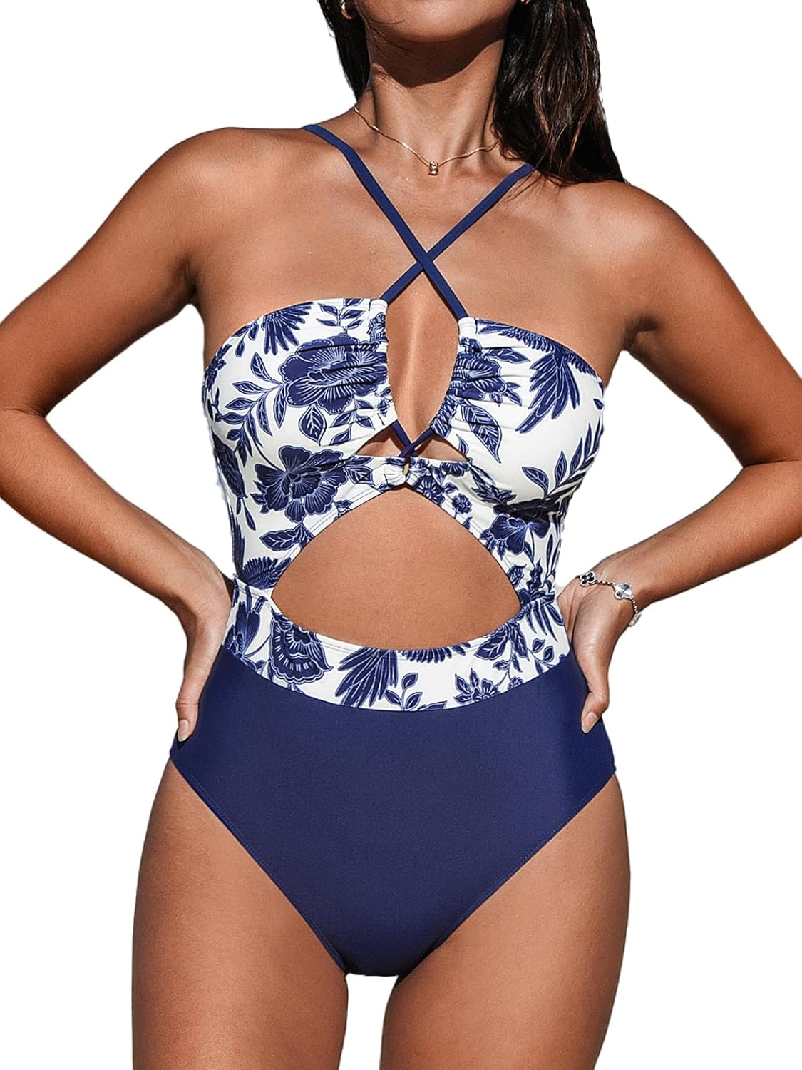 CUPSHE Women's One Piece Swimsuit with Plunge Neckline Design