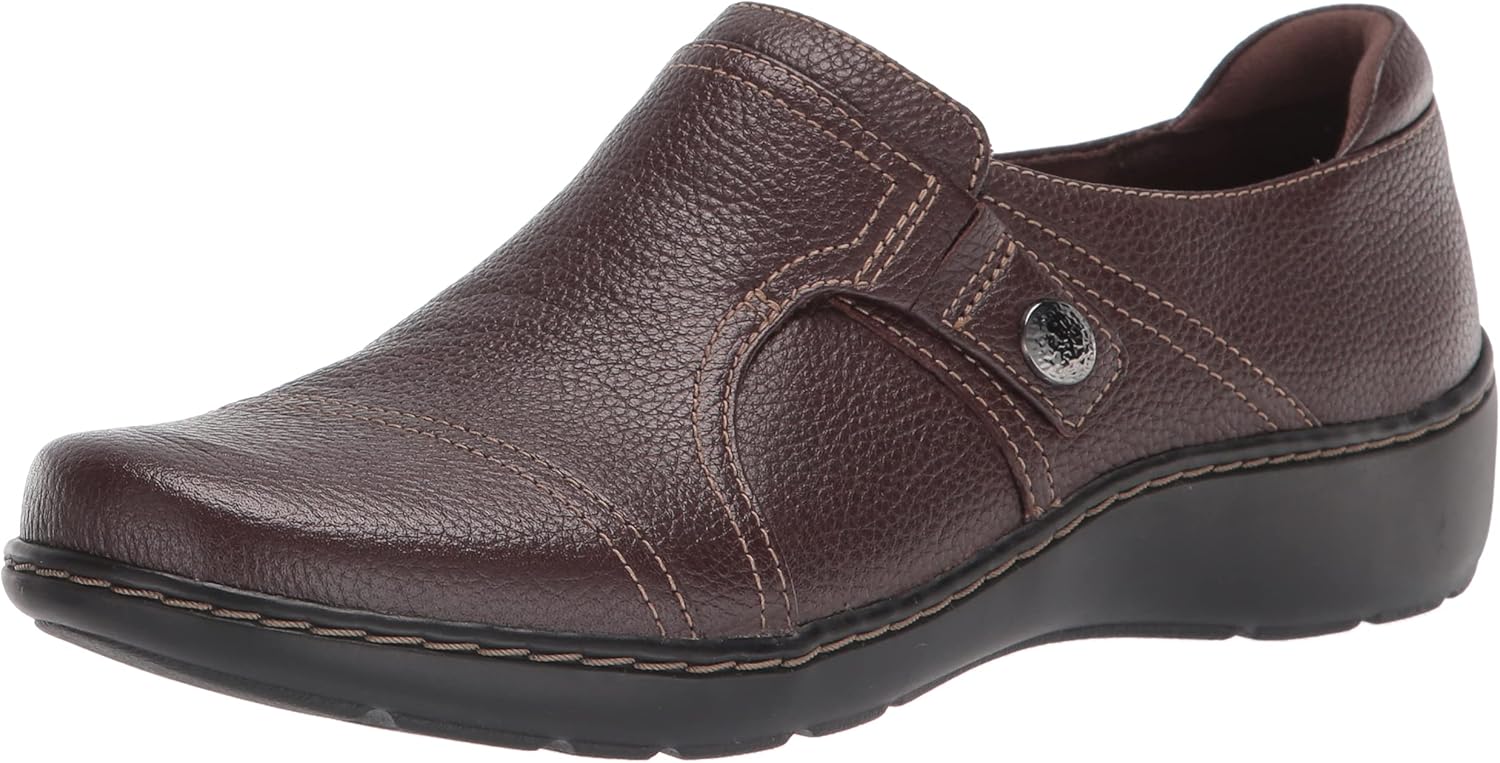 Clarks Women's Cora Poppy Loafer: Stylish Slip-On Comfort
