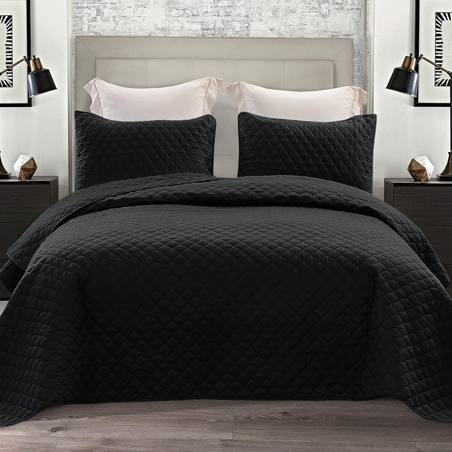 Reversible King Size Quilt Set for All Seasons - Soft & Stylish
