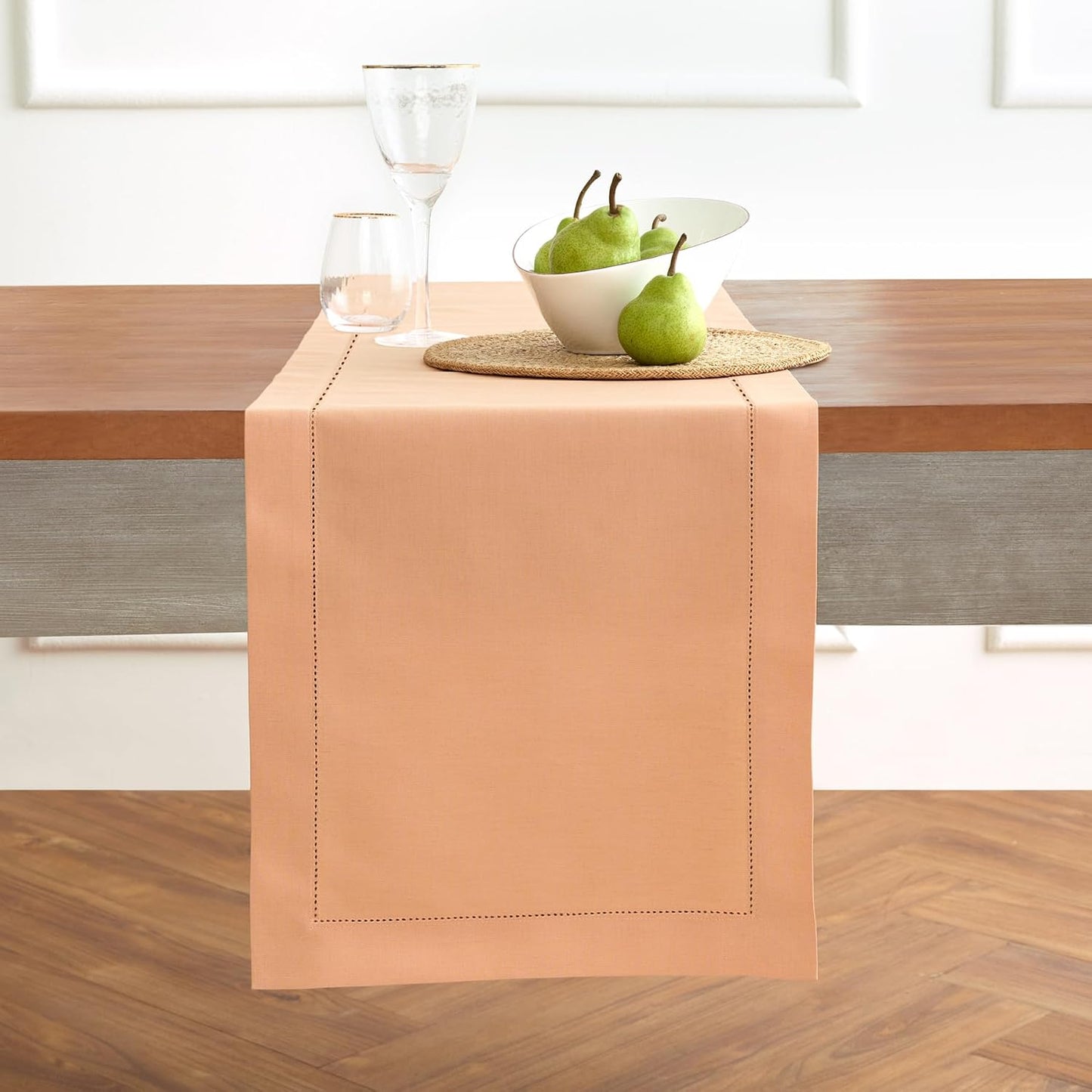 Elegant Peach Bloom Table Runner for Stylish Dining Settings