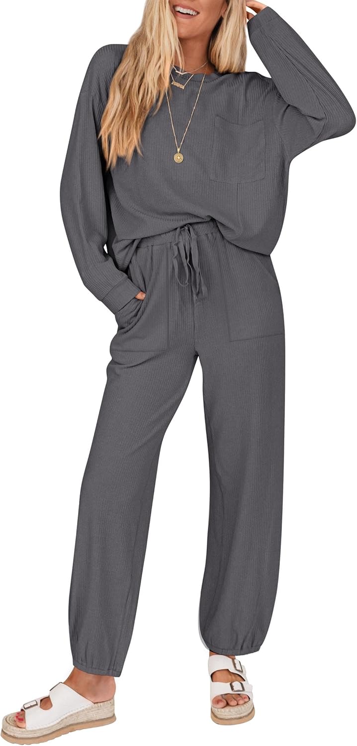 KIRUNDO Lounge Sets for Women: Comfy Travel and Postpartum Wear