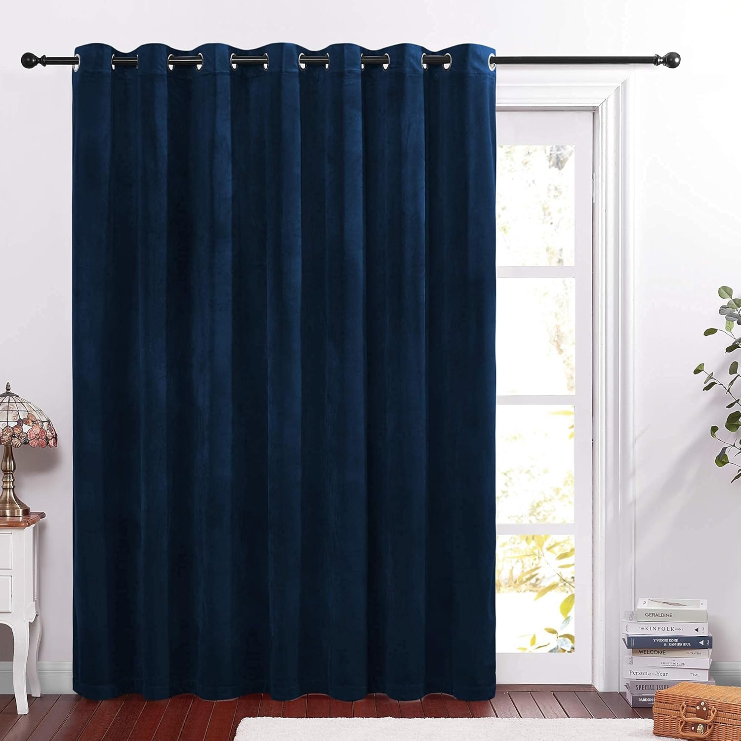 StangH Navy Velvet Blackout Curtain: Insulated Luxury