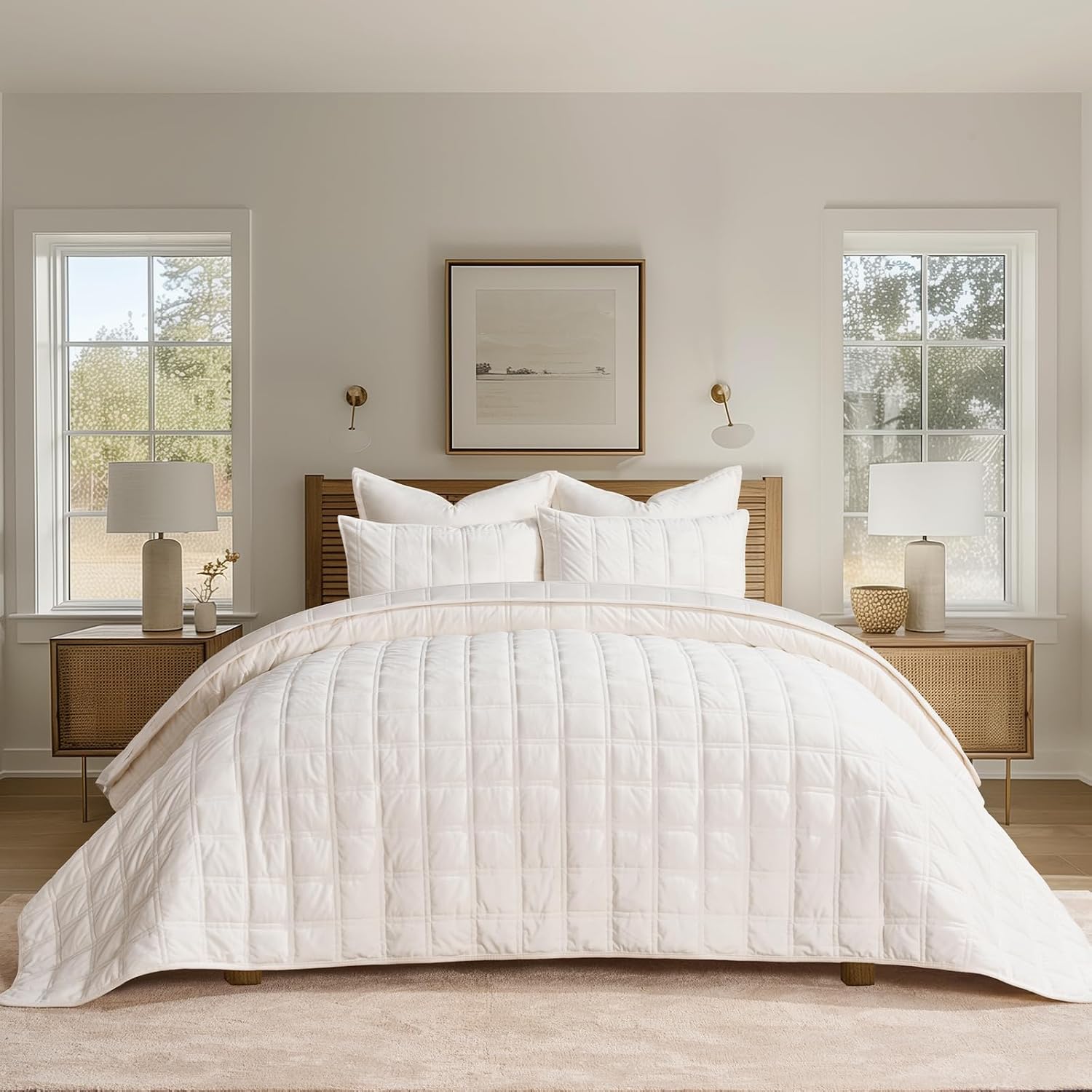 Luxurious Velvet Quilt Queen Size Set by EVERGRACE for Comfort