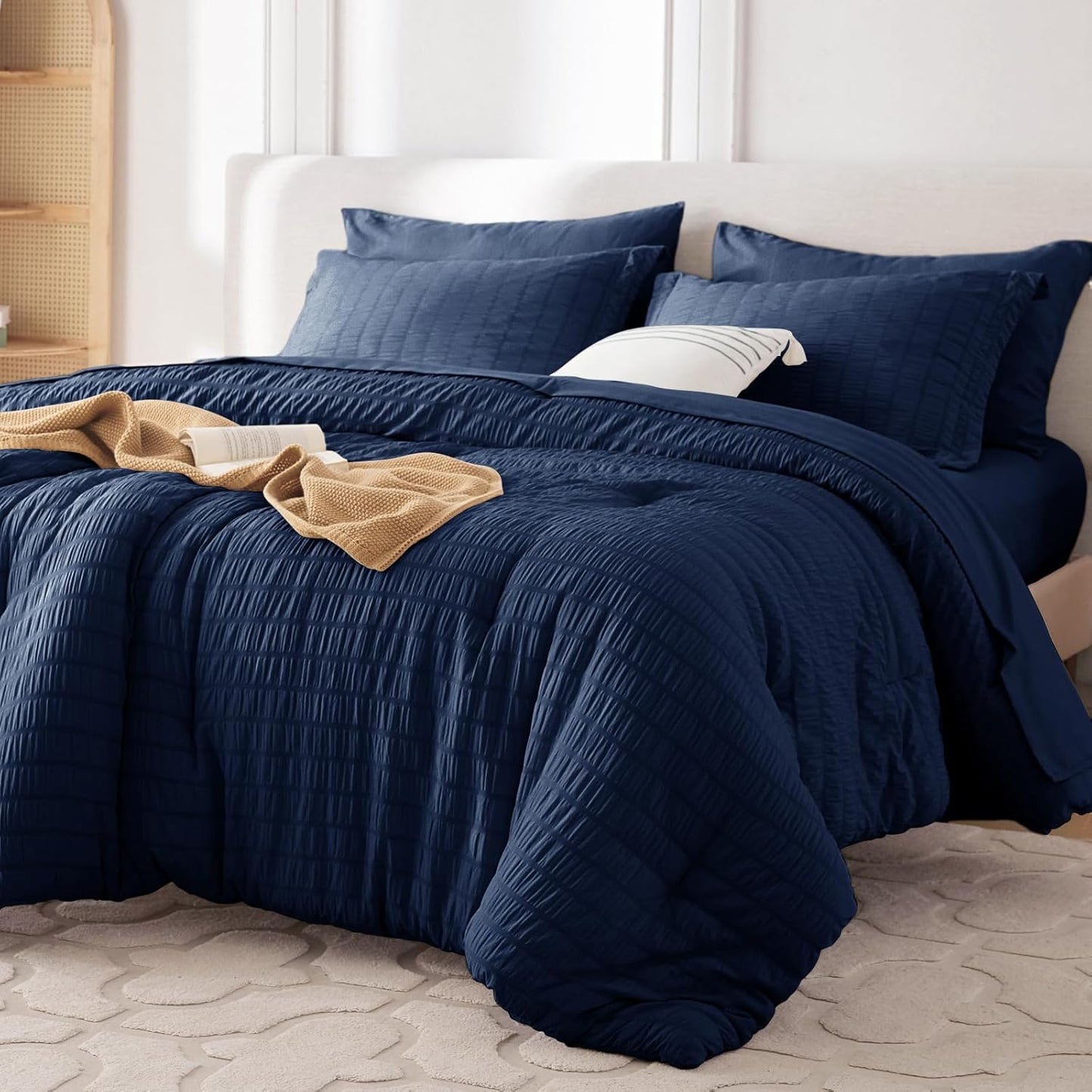 MUXHOMO 7 Pieces Queen Comforter Set for Luxurious Sleep