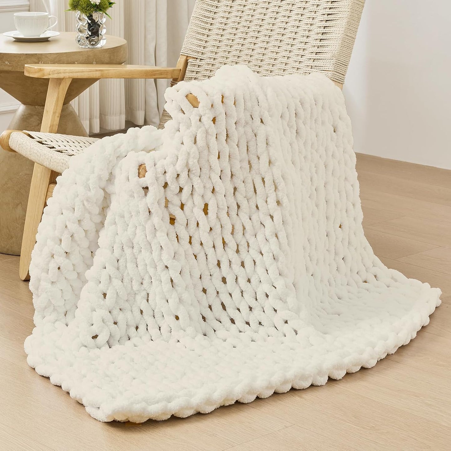 Bigacogo Chunky Knit Throw Blanket for Couch, Cozy Soft Design