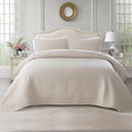 Oversized Queen Quilt Set 102x106 - Soft Washed All-Season Quilt